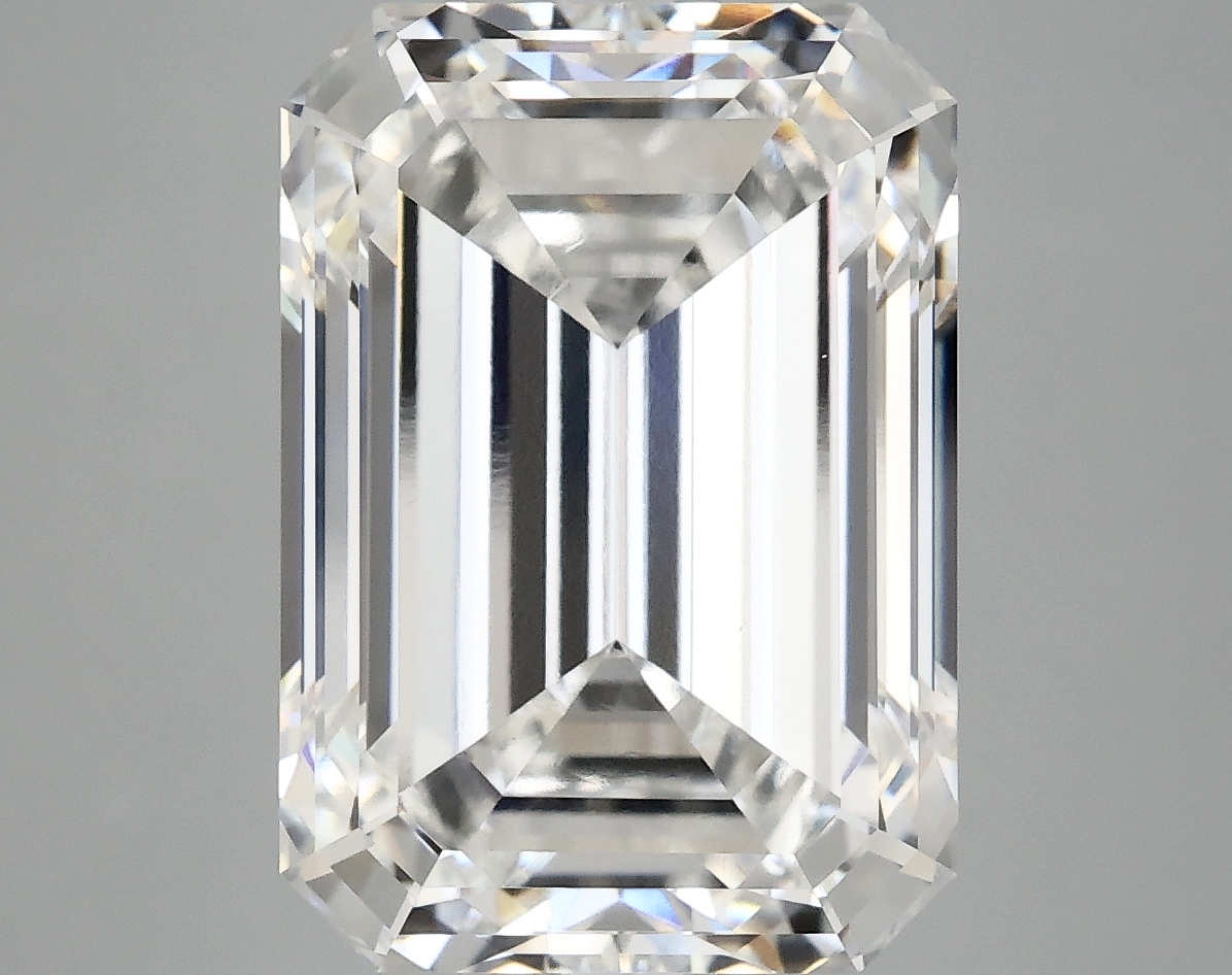 8.29 CT Emerald Diamond