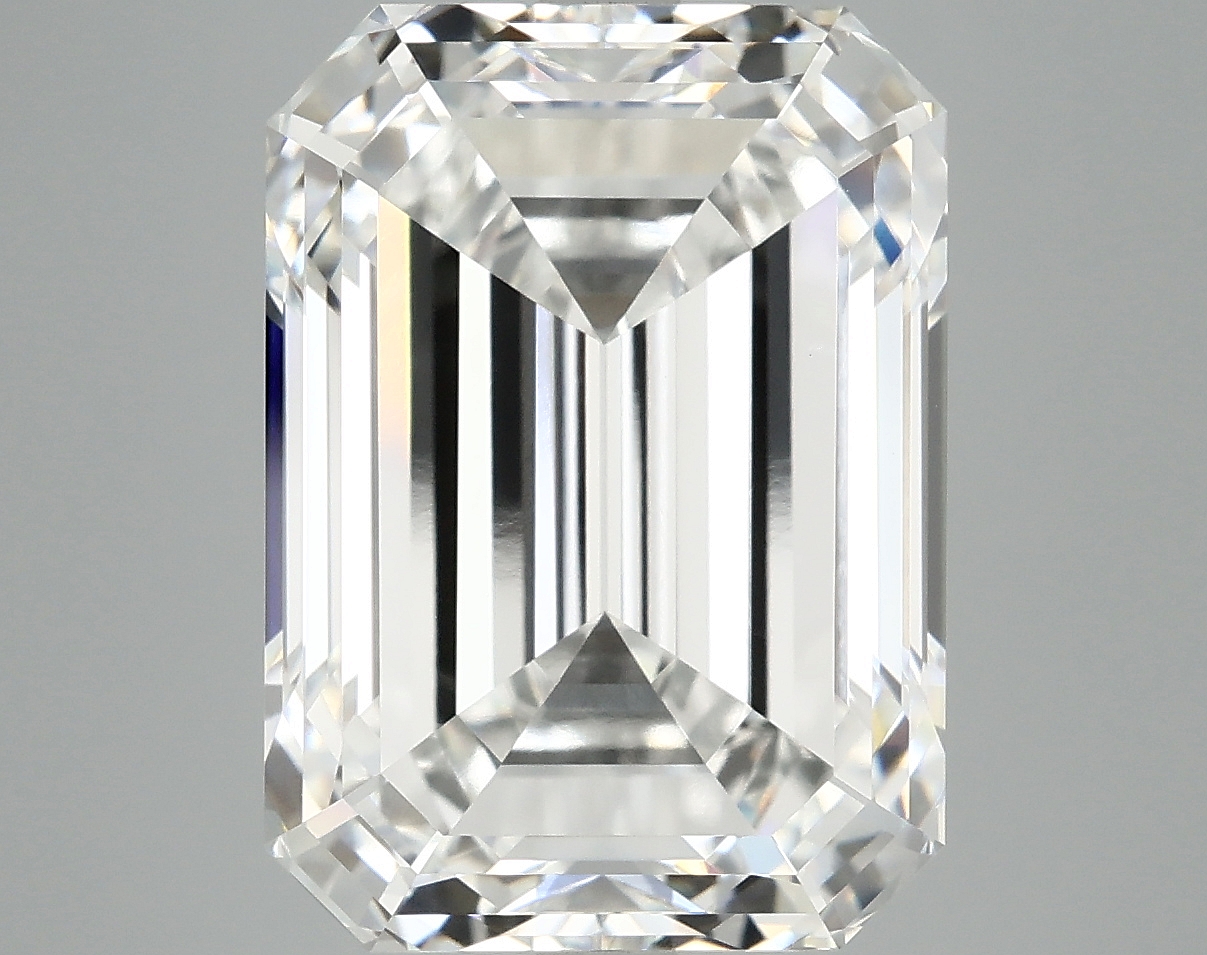 10.09 CT Emerald Diamond