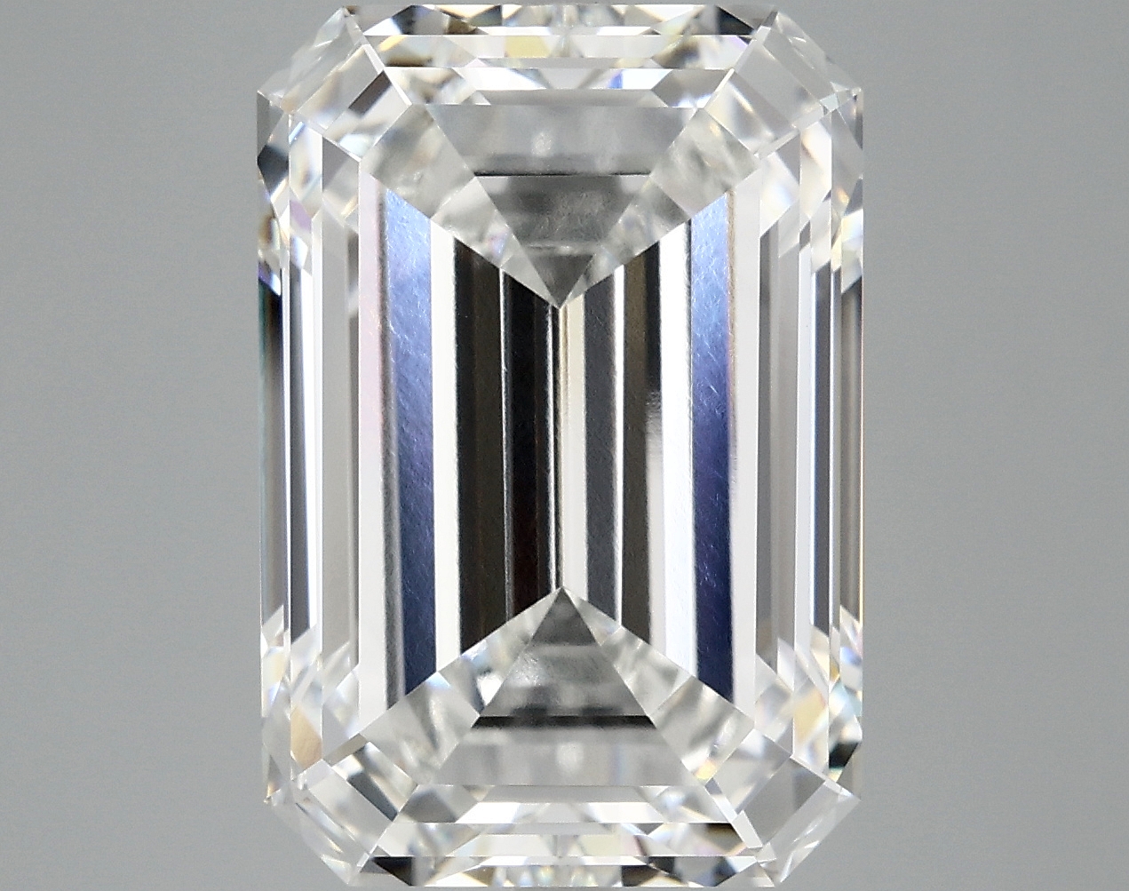 10.05 CT Emerald Diamond