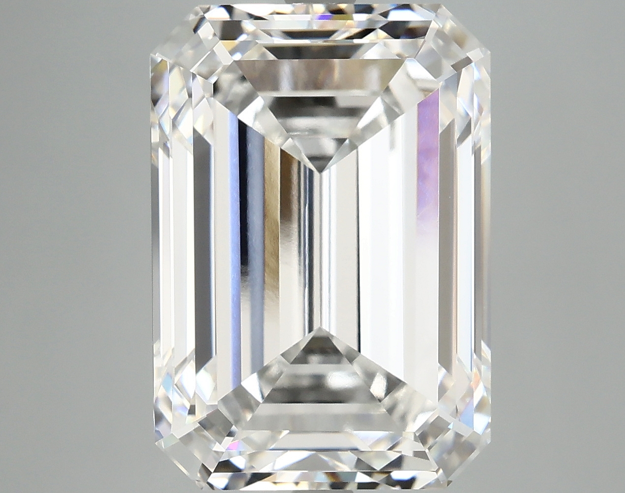 10.34 CT Emerald Diamond