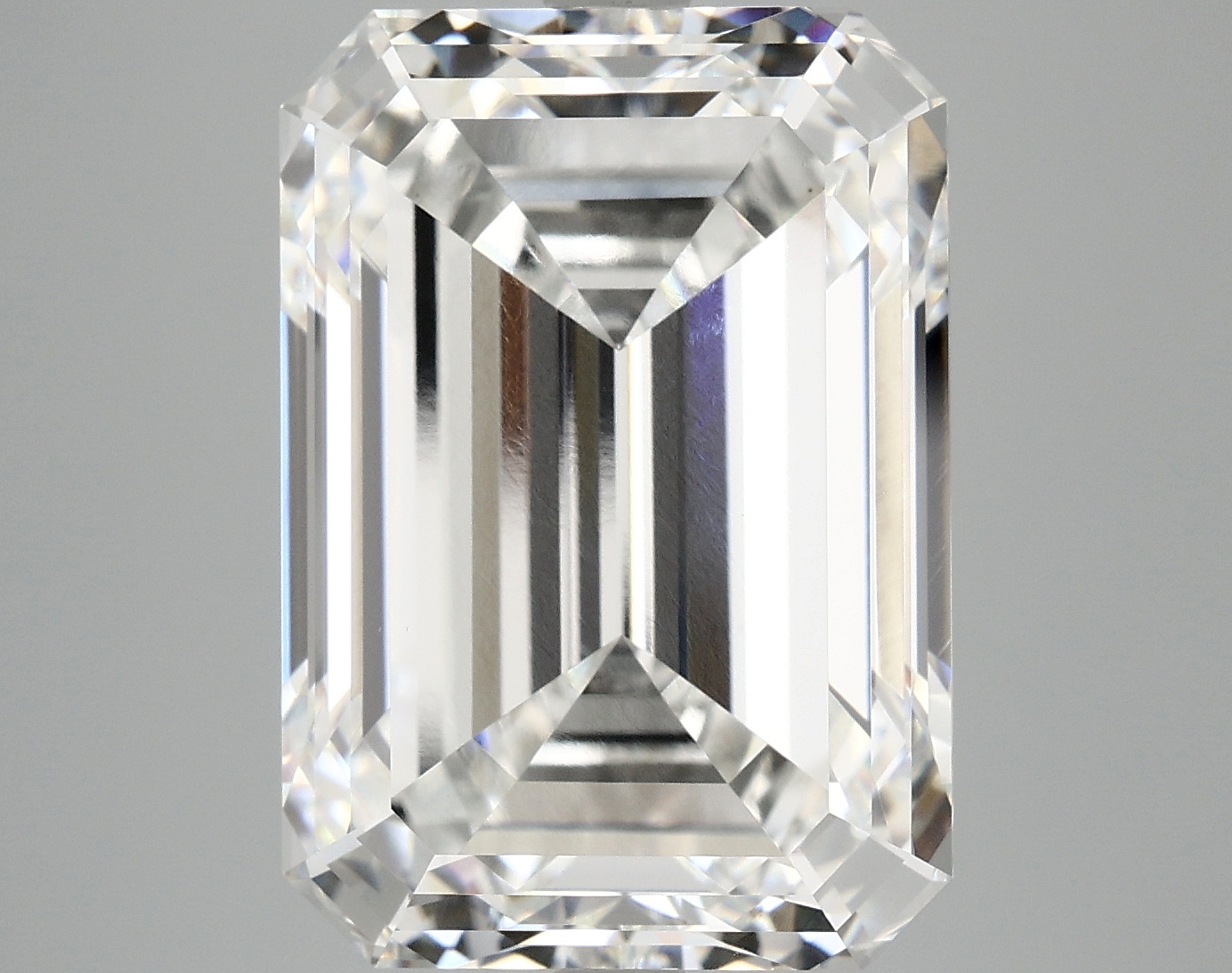 10.07 CT Emerald Diamond