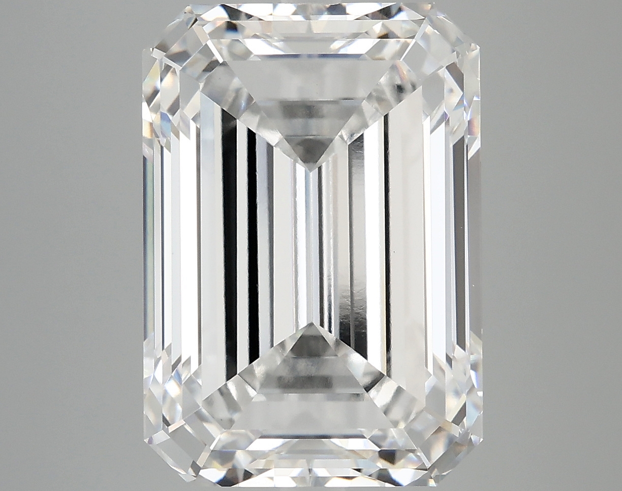 9.47 CT Emerald Diamond