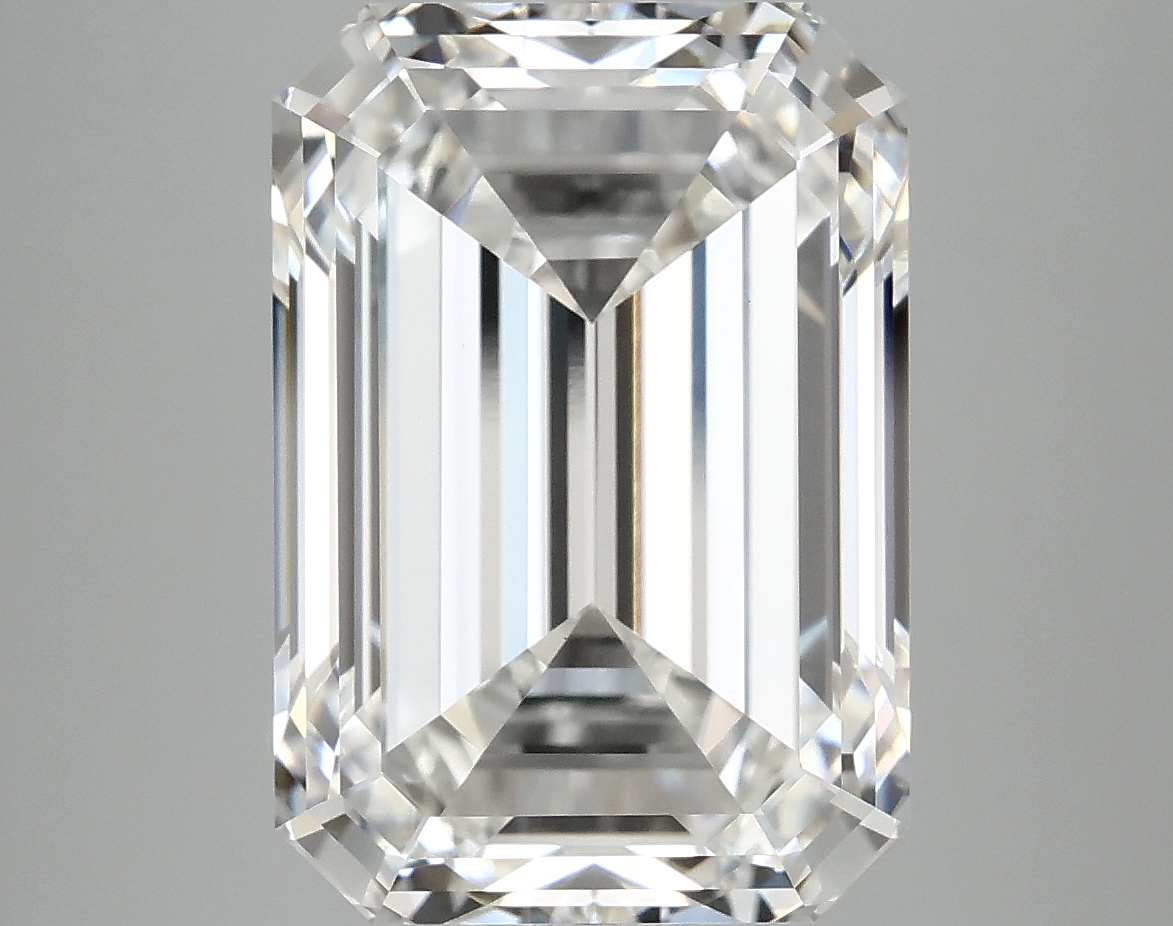 8.21 CT Emerald Diamond