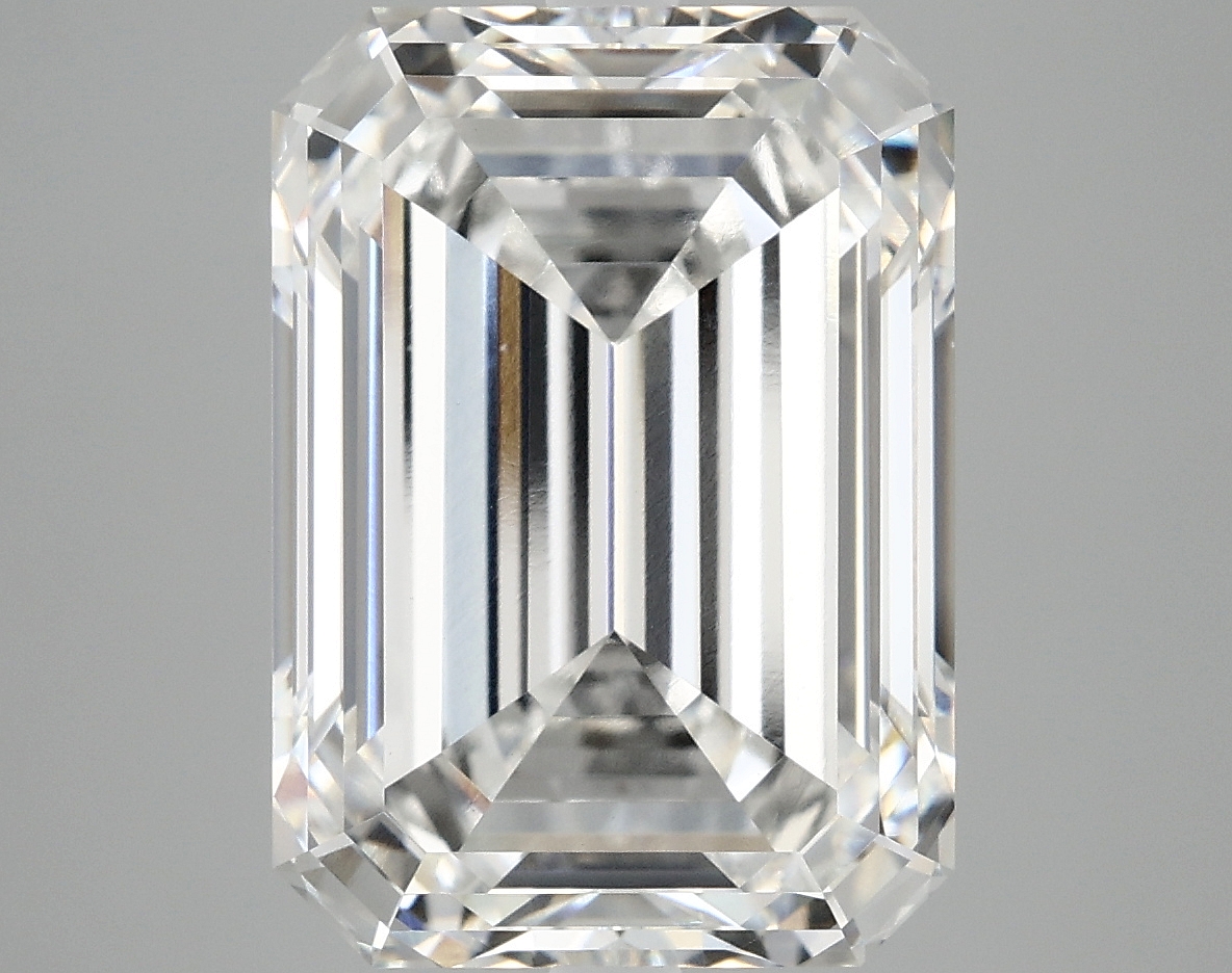 8.37 CT Emerald Diamond