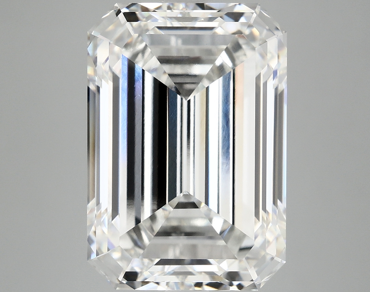 10.33 CT Emerald Diamond