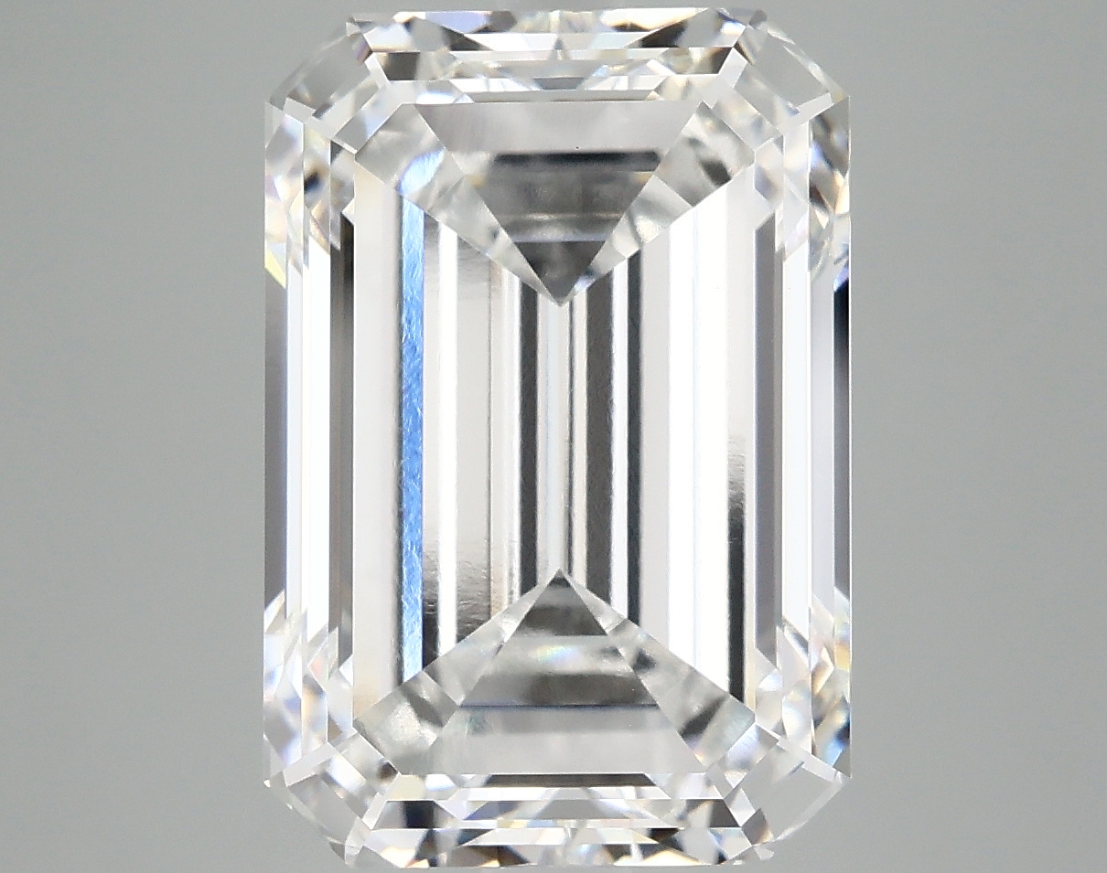 8.23 CT Emerald Diamond