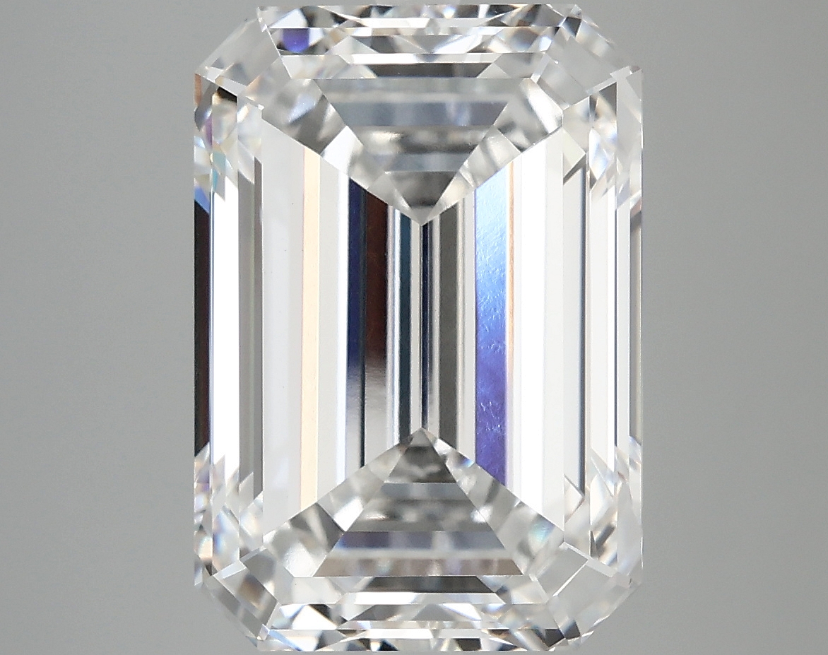 8.26 CT Emerald Diamond