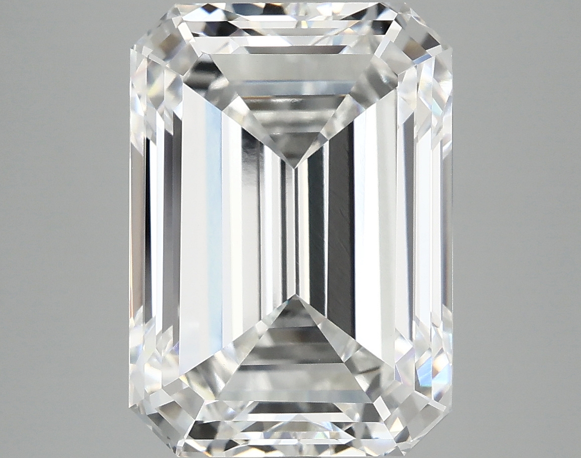 8.34 CT Emerald Diamond