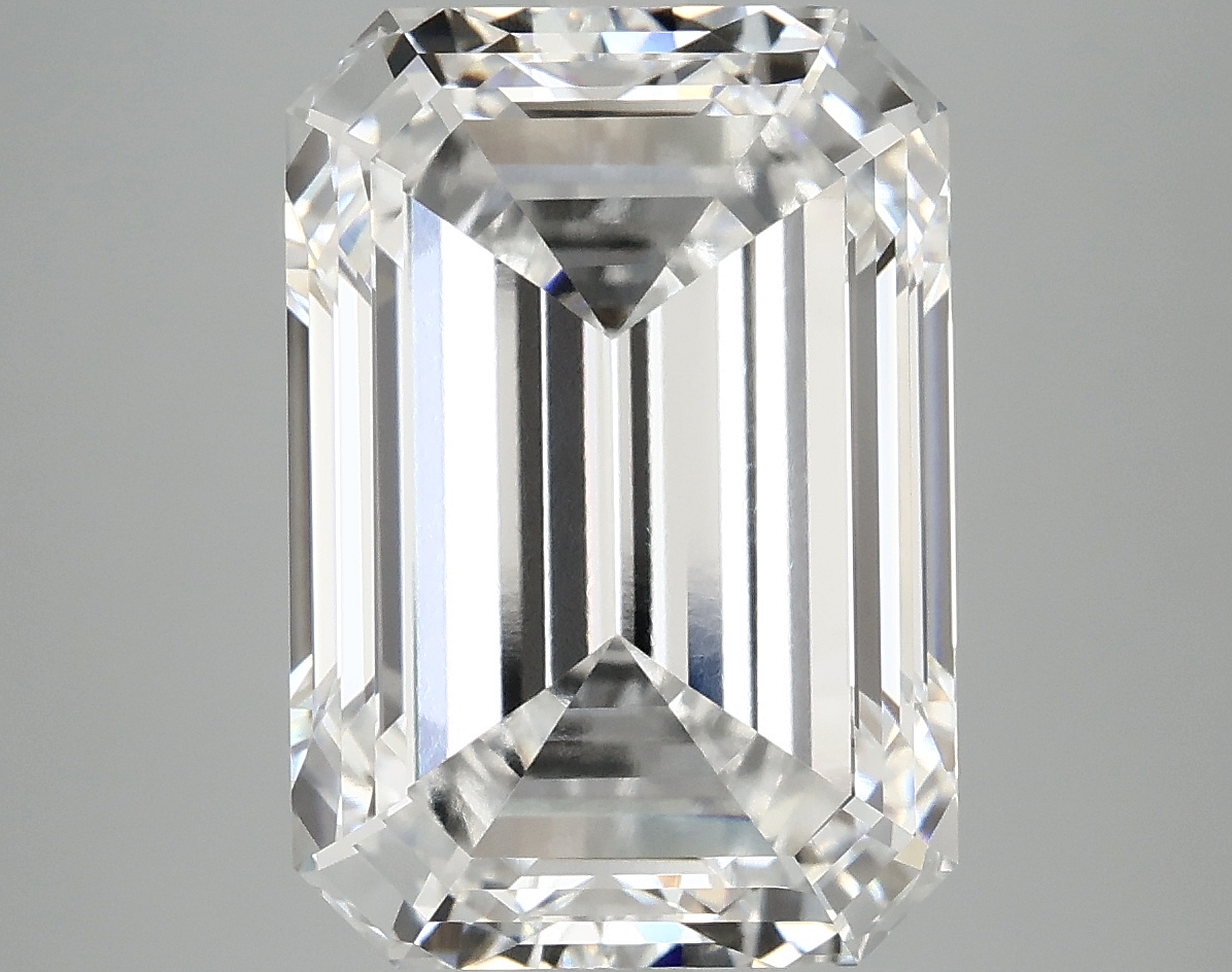 8.44 CT Emerald Diamond