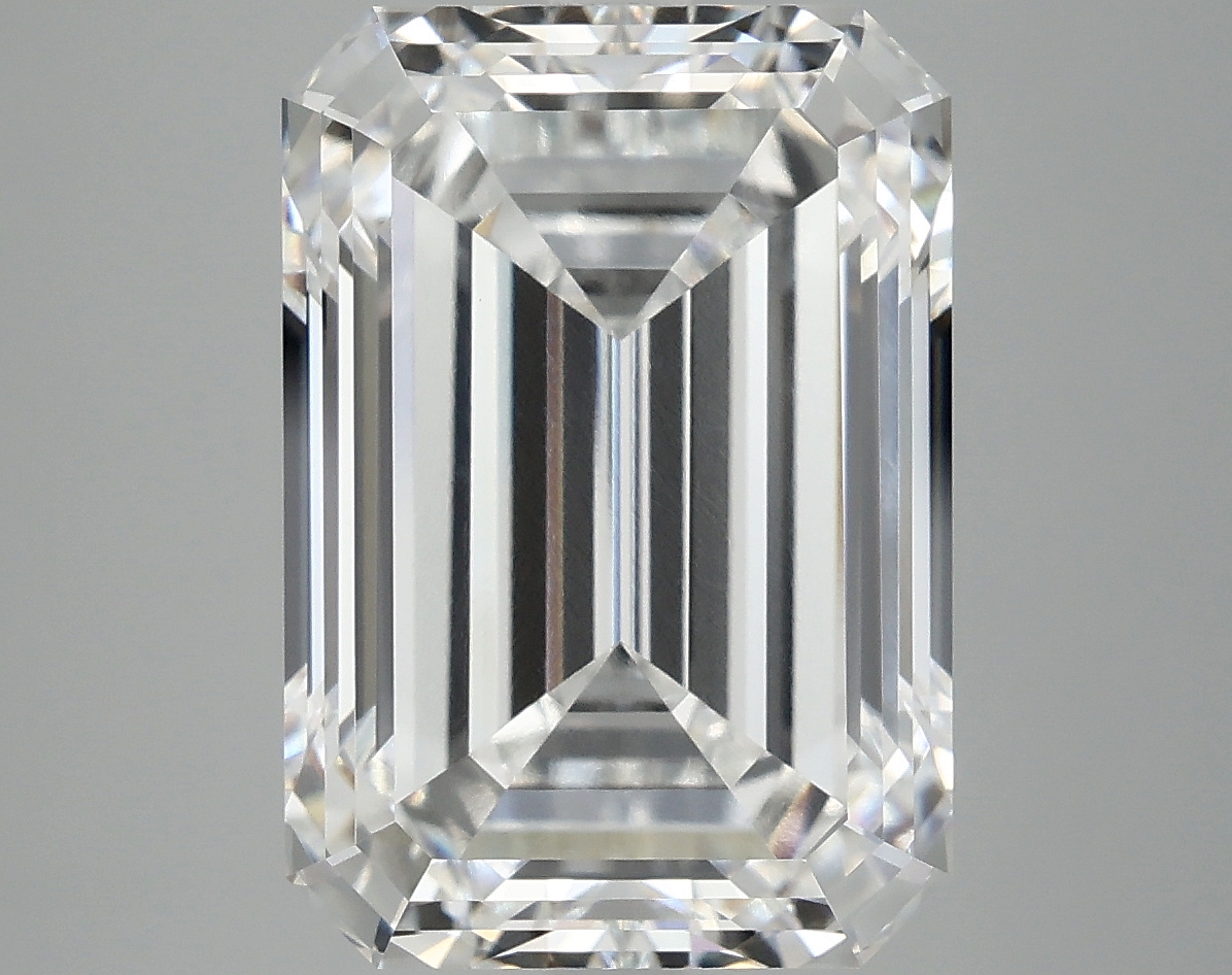 8.40 CT Emerald Diamond