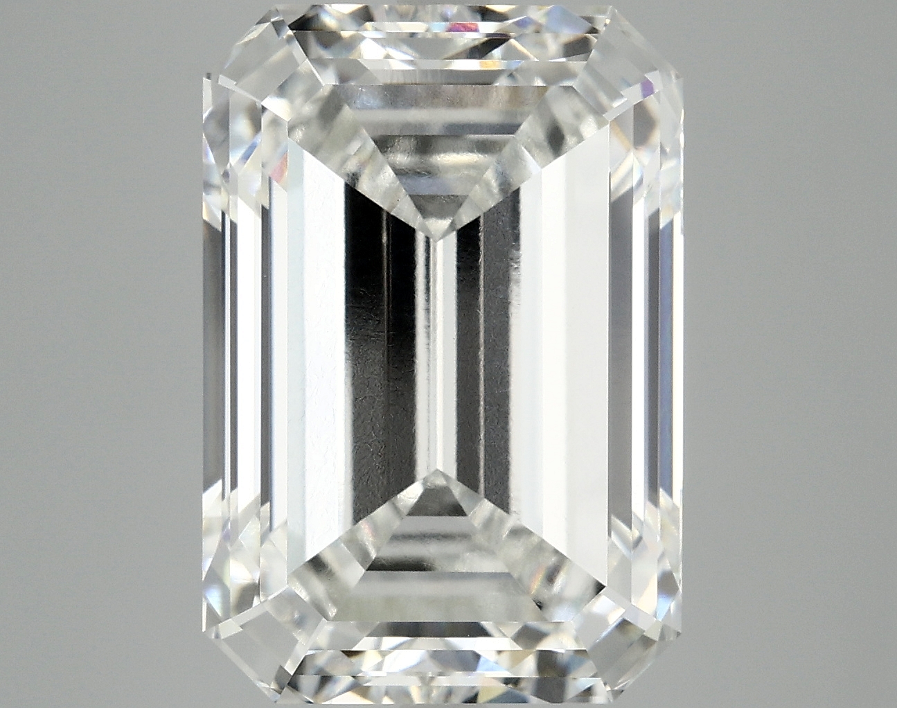 10.74 CT Emerald Diamond