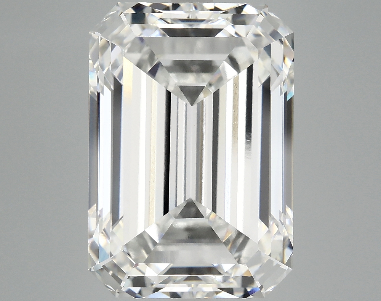 10.44 CT Emerald Diamond