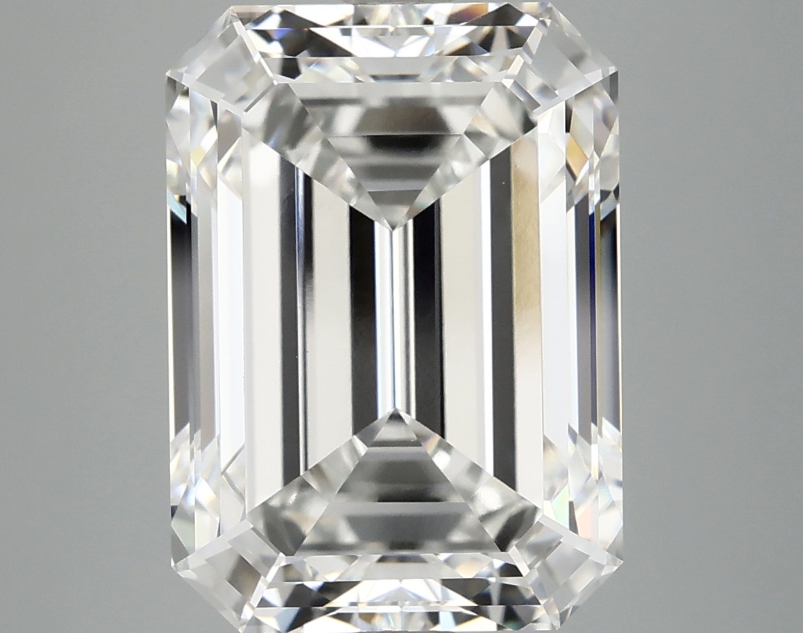 8.45 CT Emerald Diamond