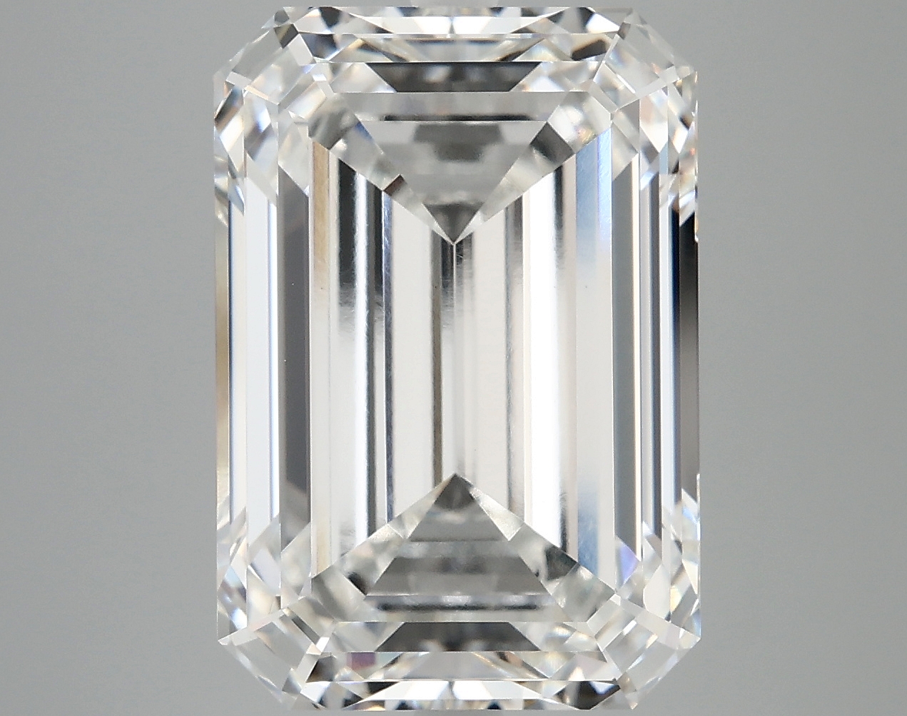 10.17 CT Emerald Diamond