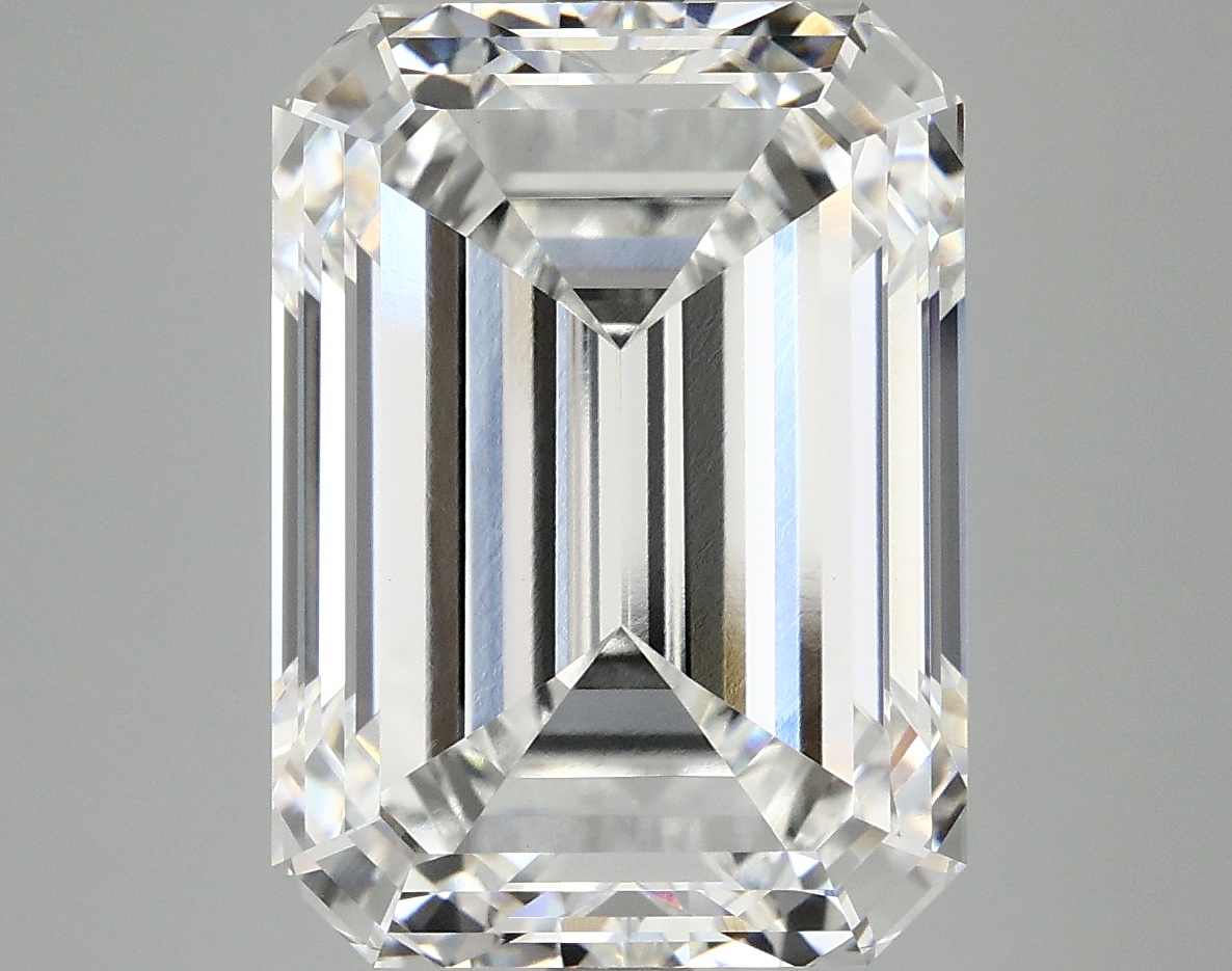 9.18 CT Emerald Diamond