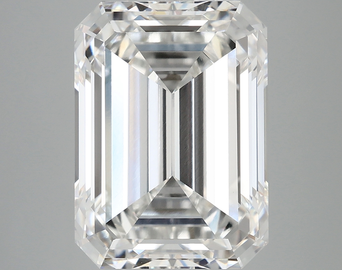 9.05 CT Emerald Diamond