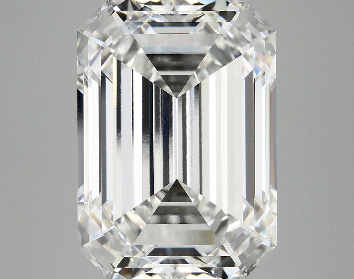 10.49 CT Emerald Diamond