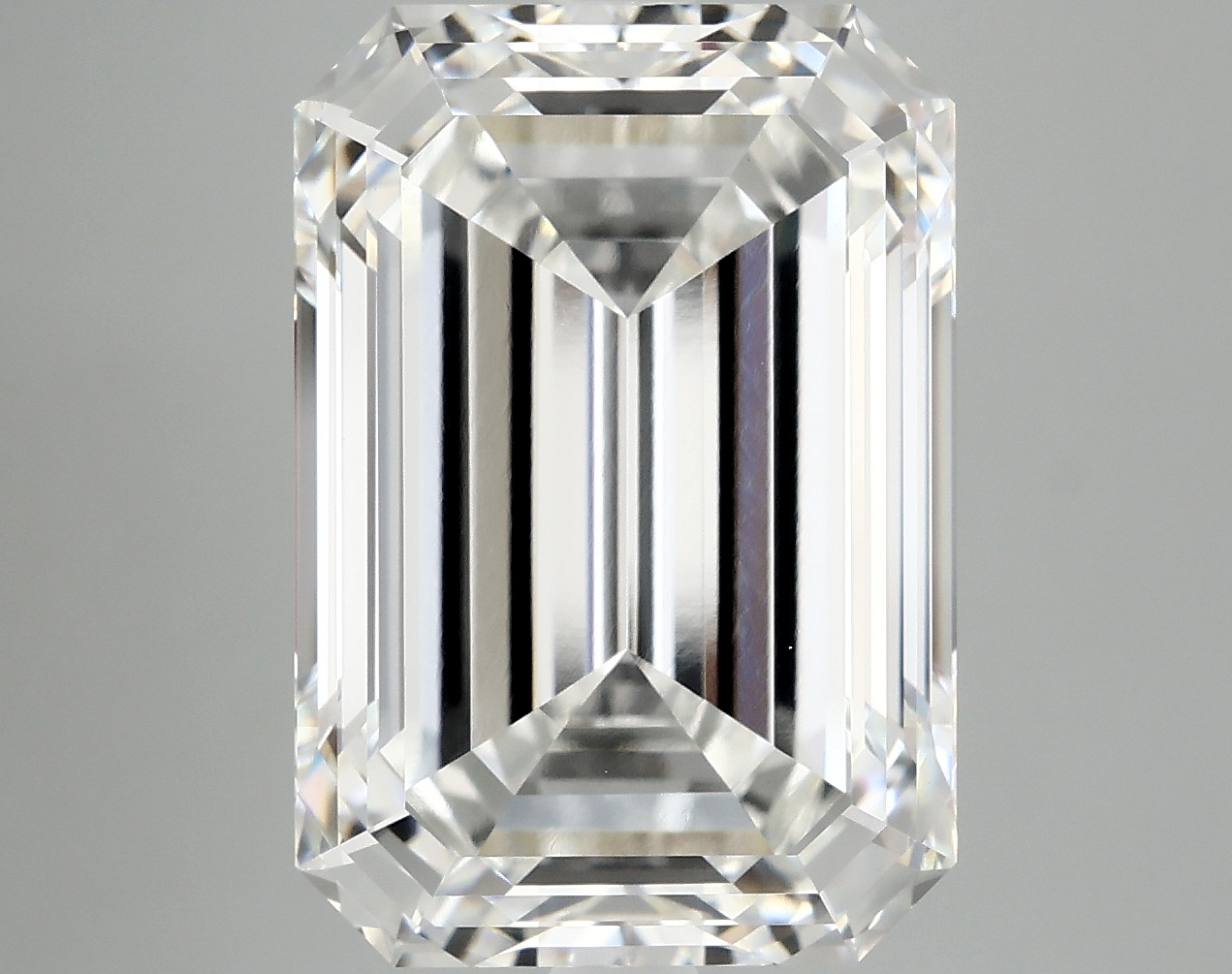 10.06 CT Emerald Diamond