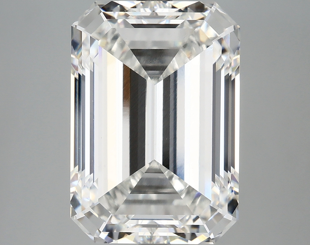 8.34 CT Emerald Diamond