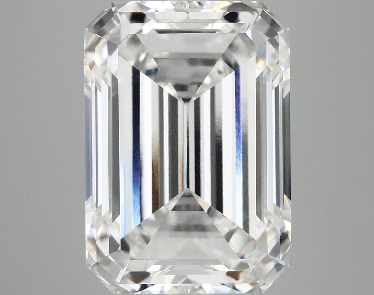 8.66 CT Emerald Diamond