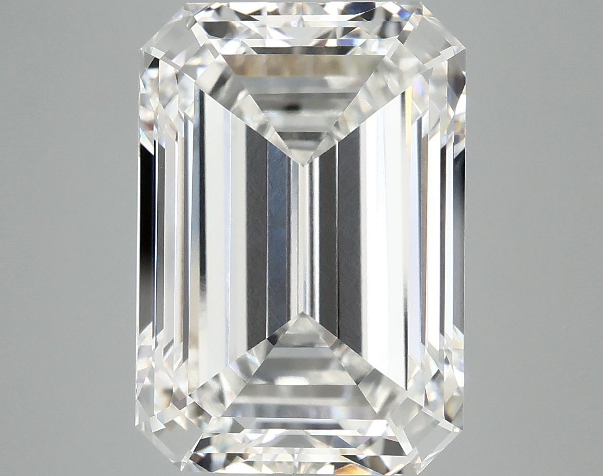 8.15 CT Emerald Diamond