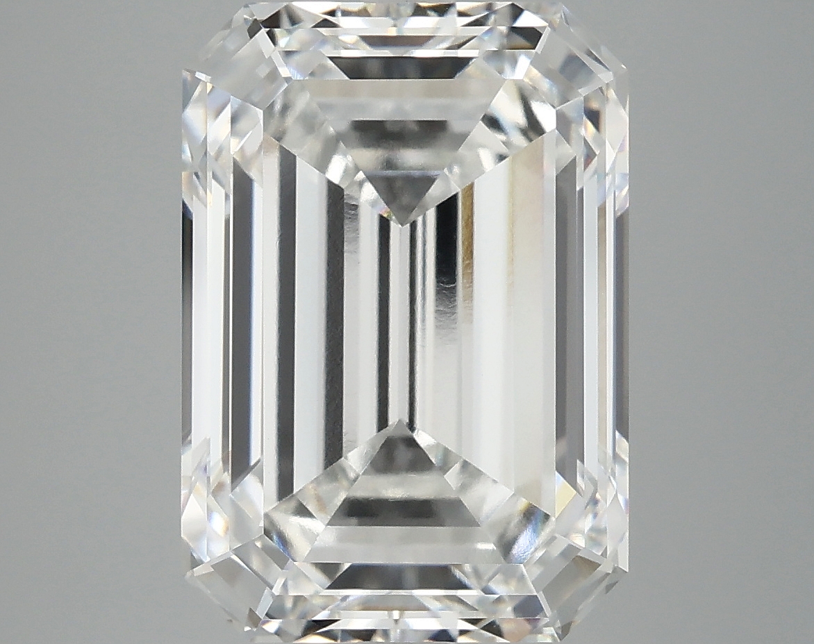 8.22 CT Emerald Diamond