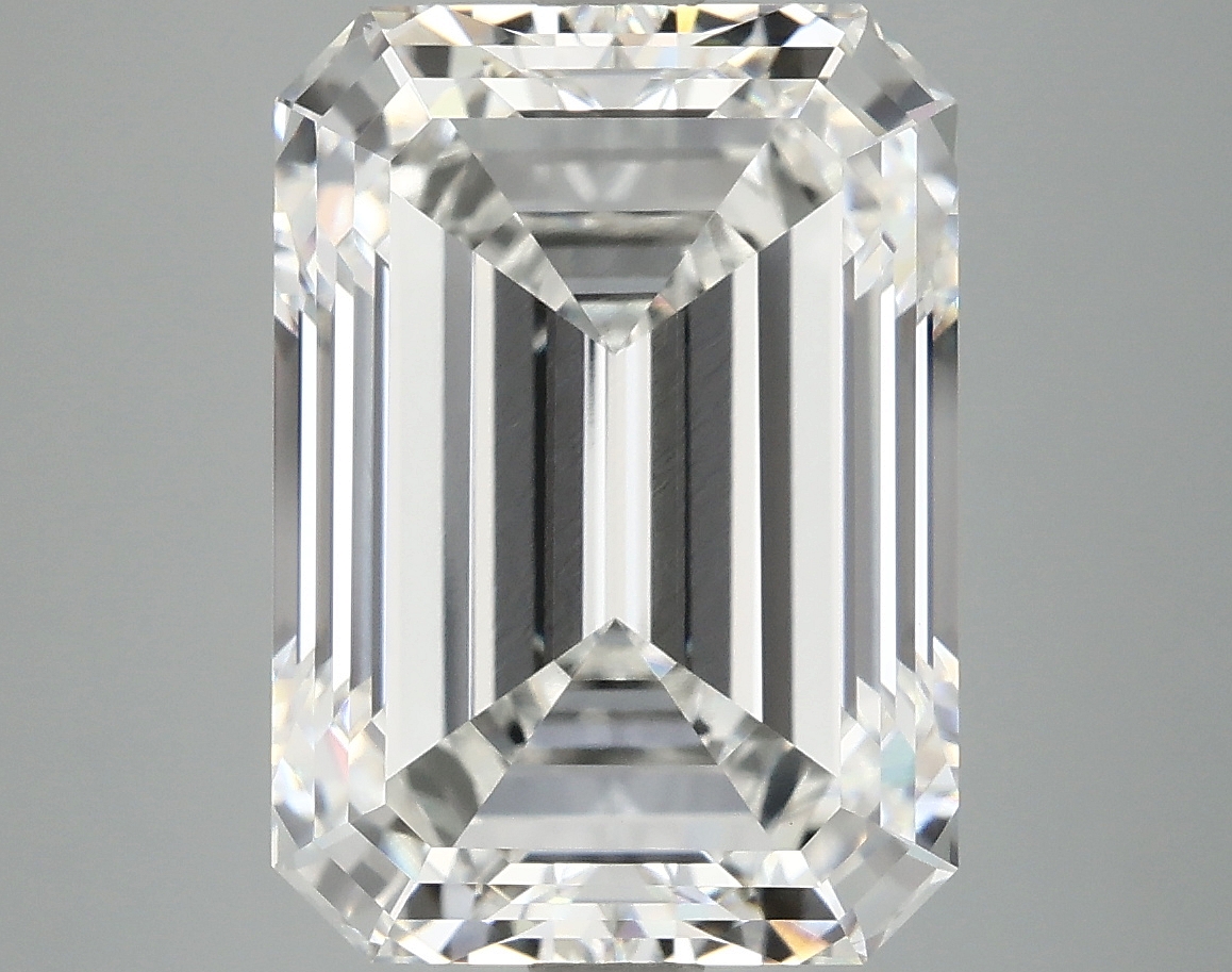 8.09 CT Emerald Diamond