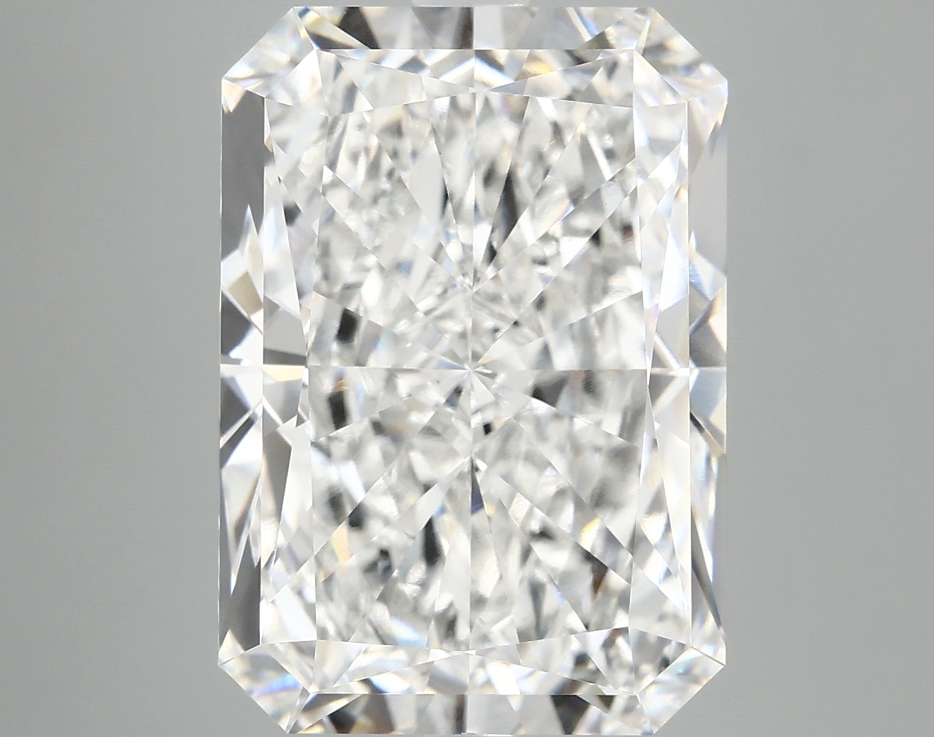 10.16 CT Radiant Diamond