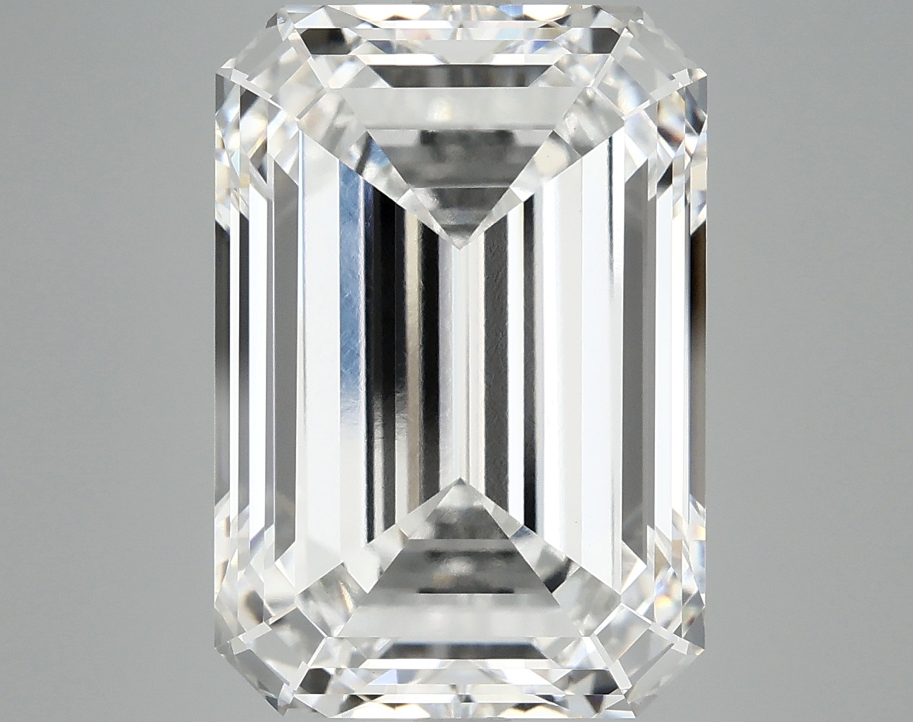 10.47 CT Emerald Diamond