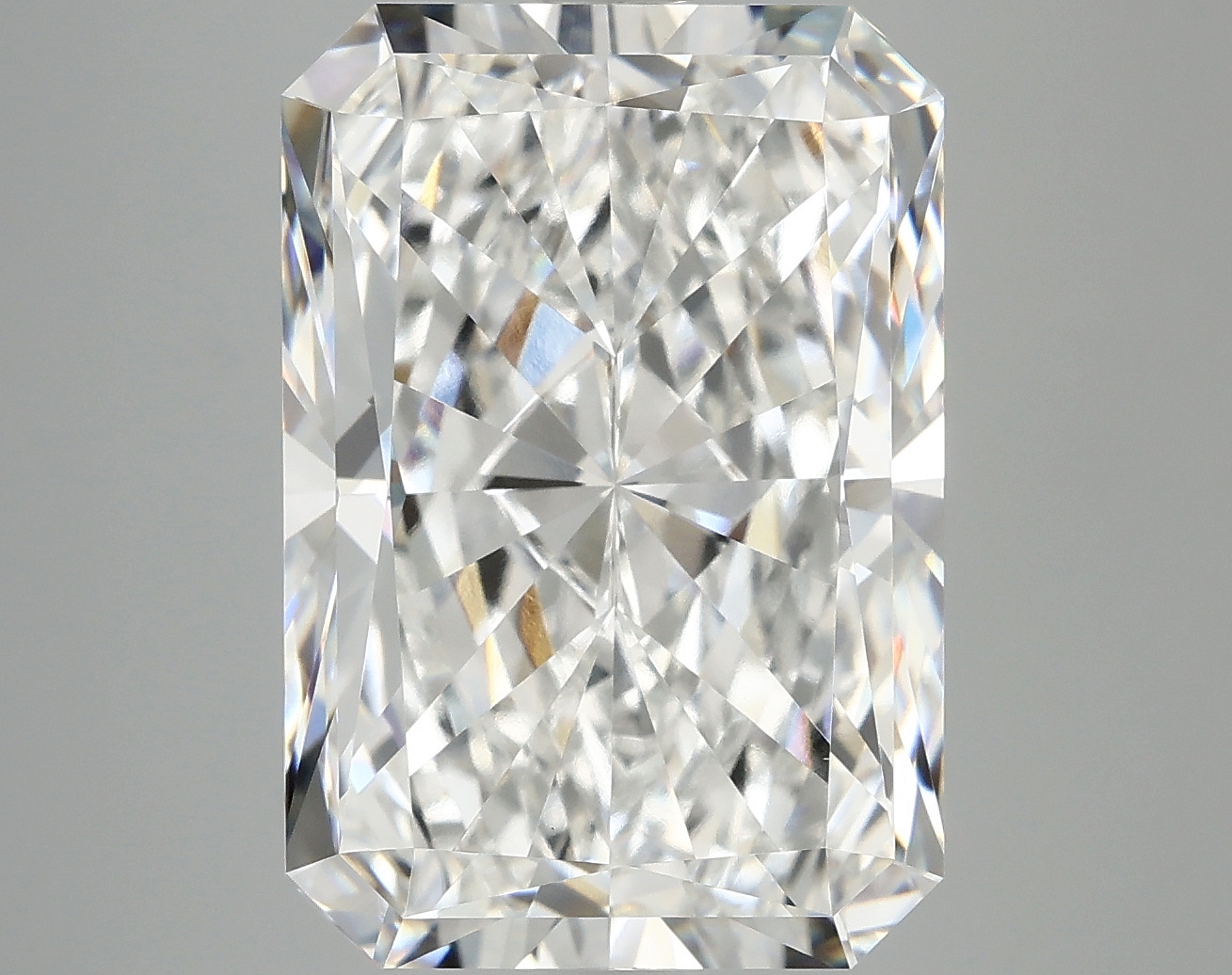 10.08 CT Radiant Diamond