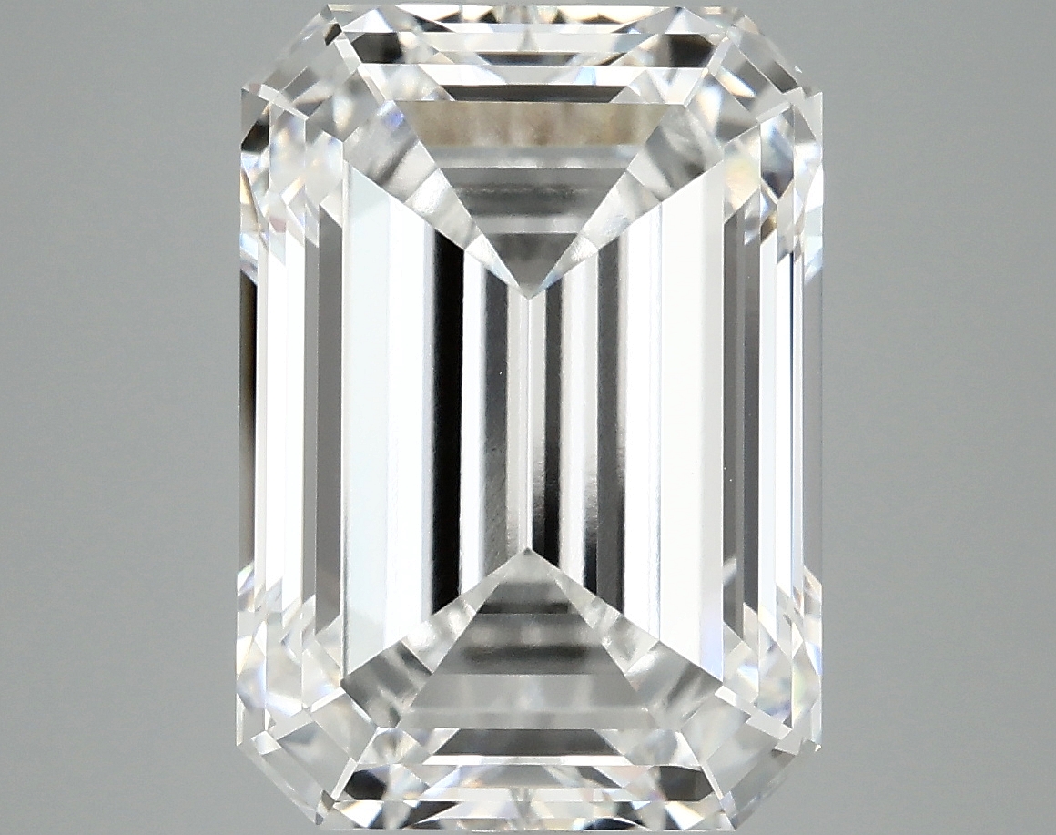 8.19 CT Emerald Diamond