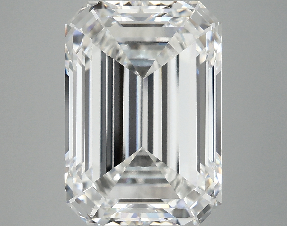 8.36 CT Emerald Diamond