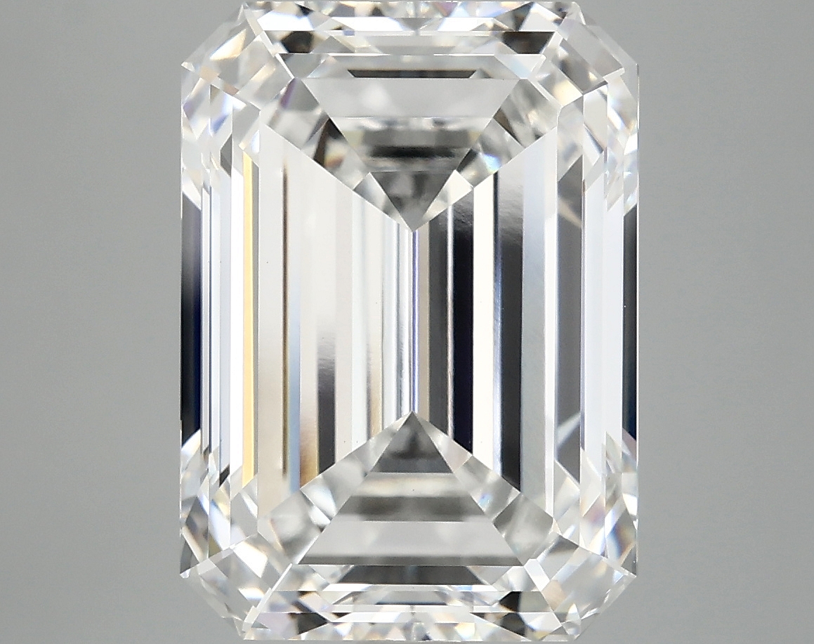 8.32 CT Emerald Diamond