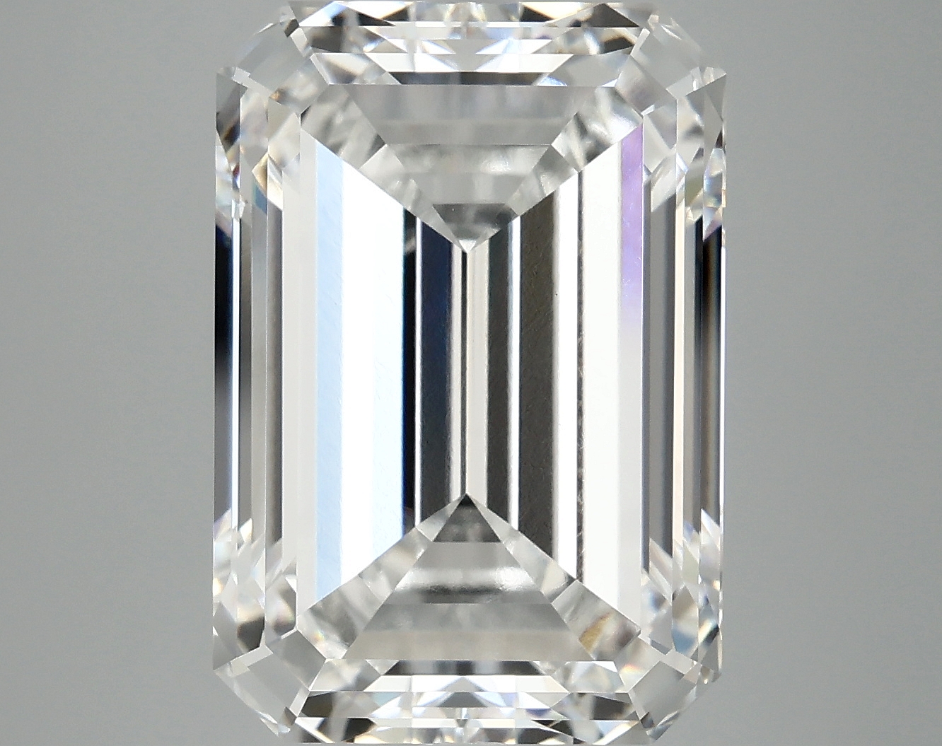 10.35 CT Emerald Diamond