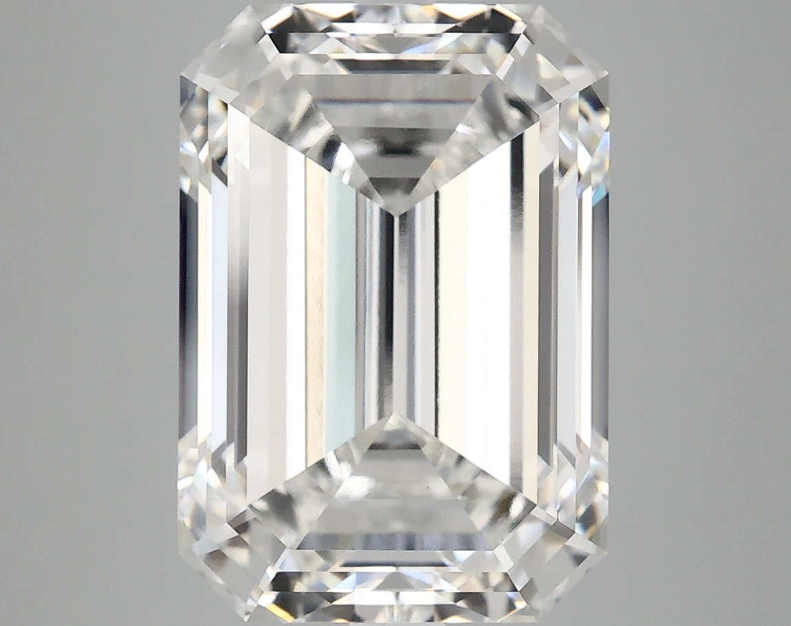 7.19 CT Emerald Diamond