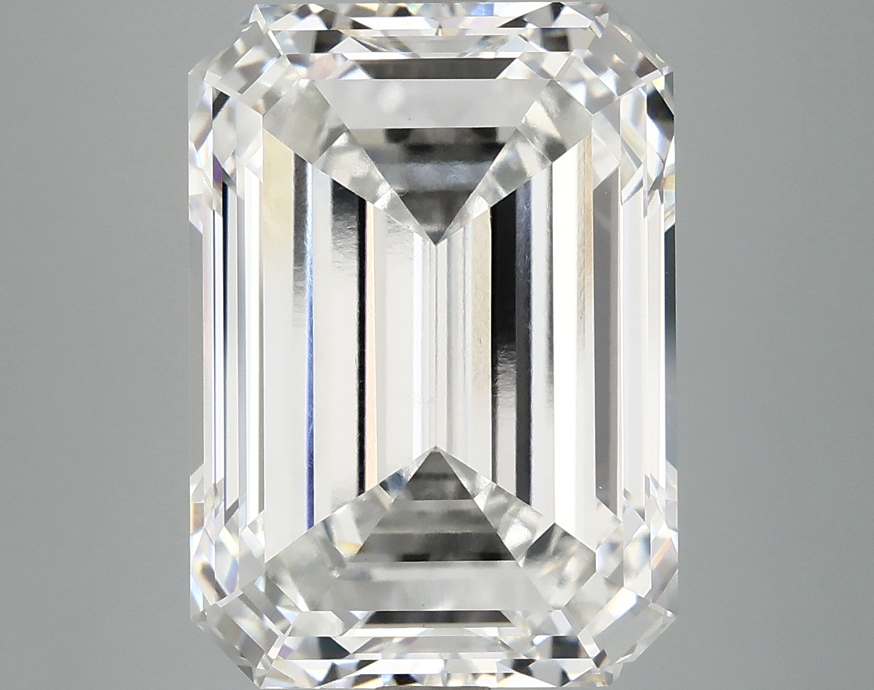 10.42 CT Emerald Diamond