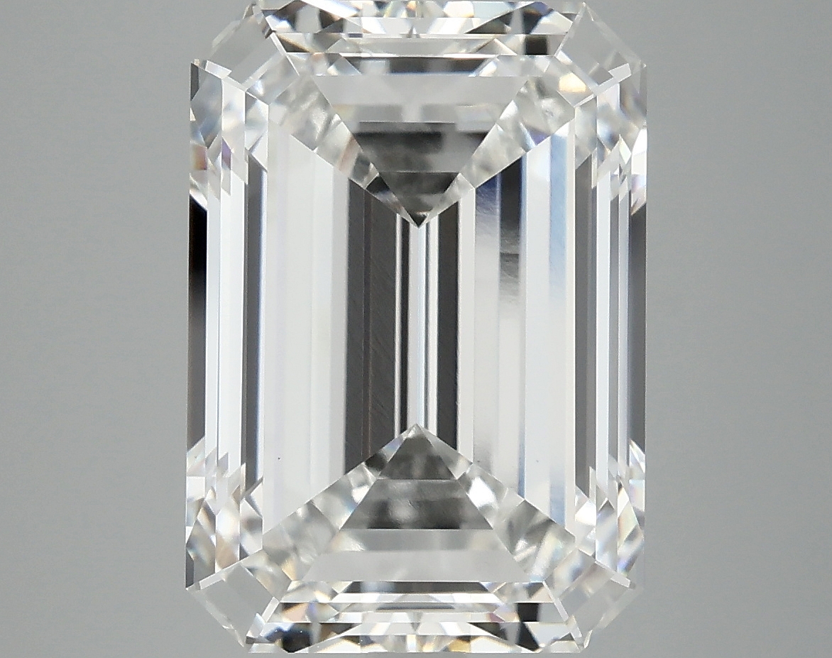 8.09 CT Emerald Diamond