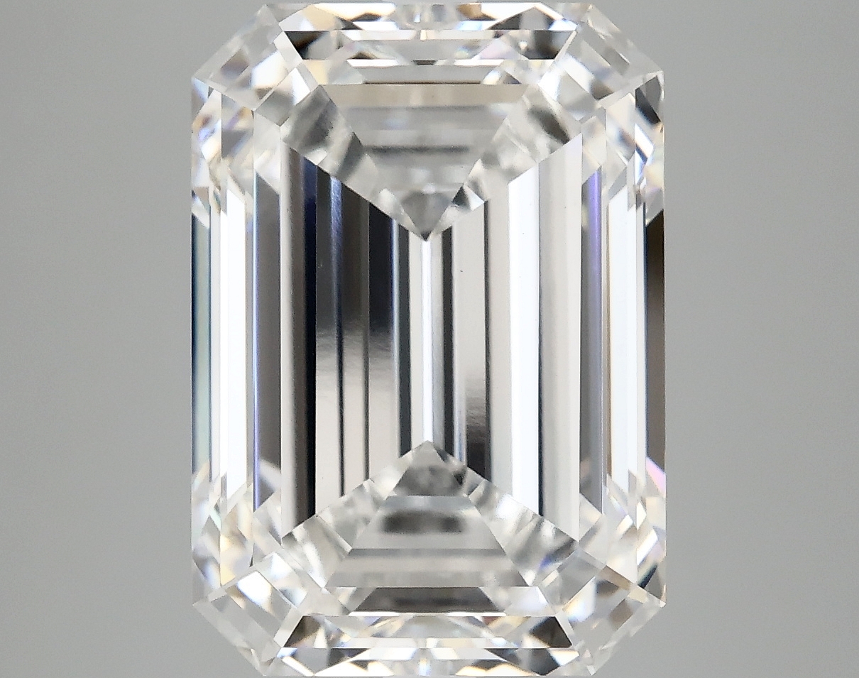 8.14 CT Emerald Diamond