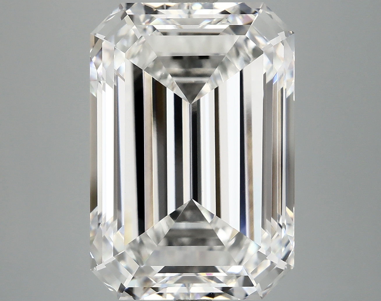 10.33 CT Emerald Diamond