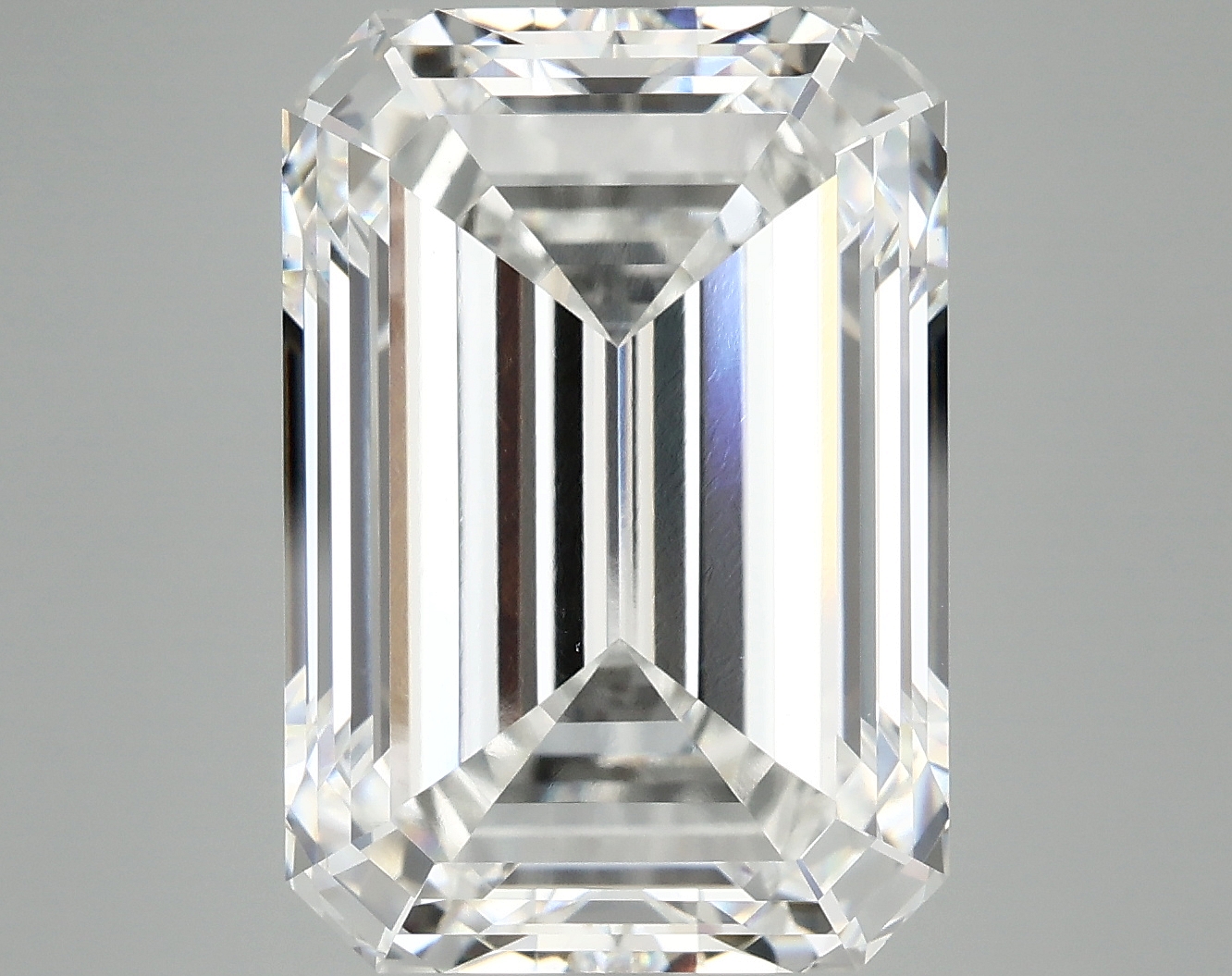 11.43 CT Emerald Diamond