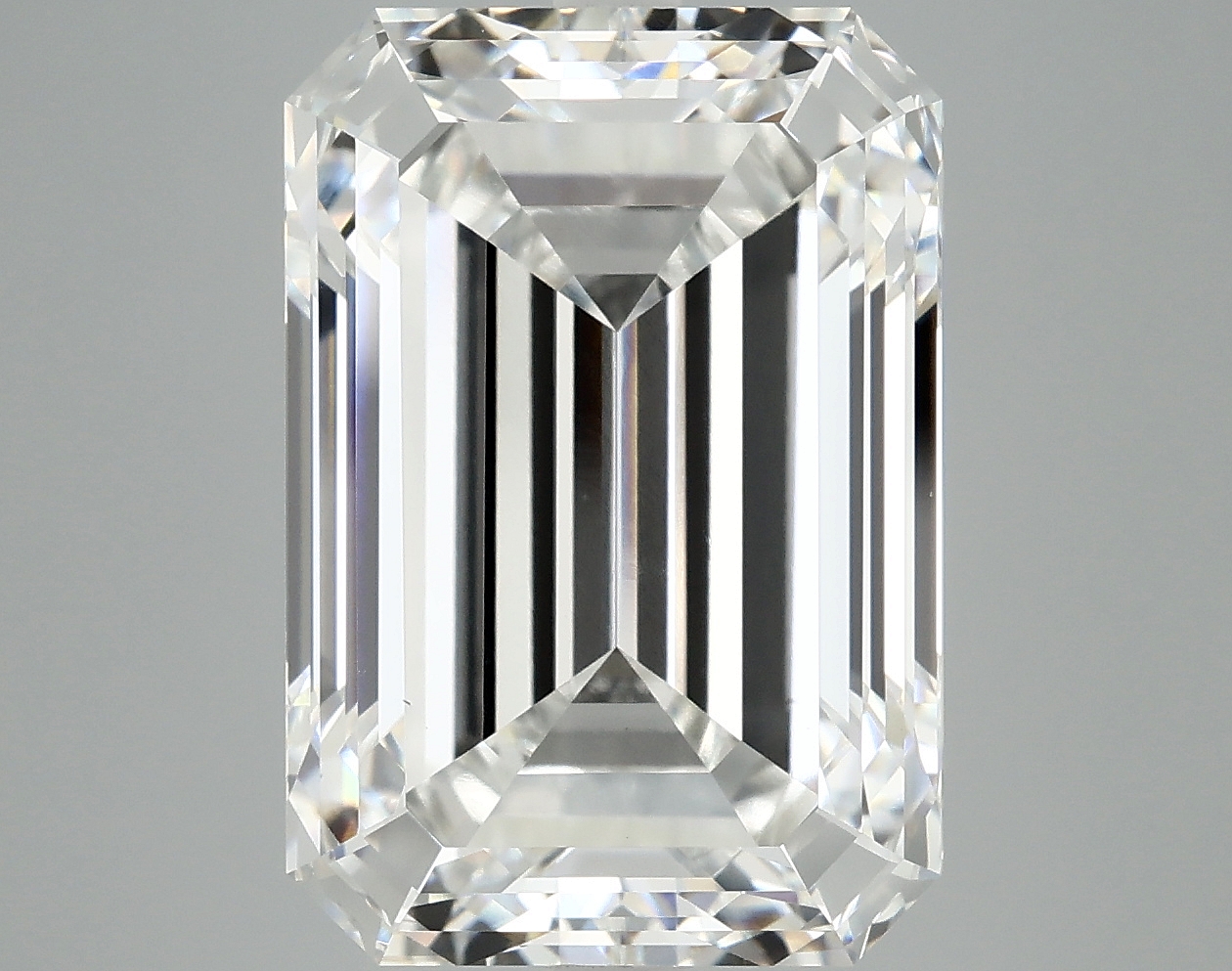 10.01 CT Emerald Diamond