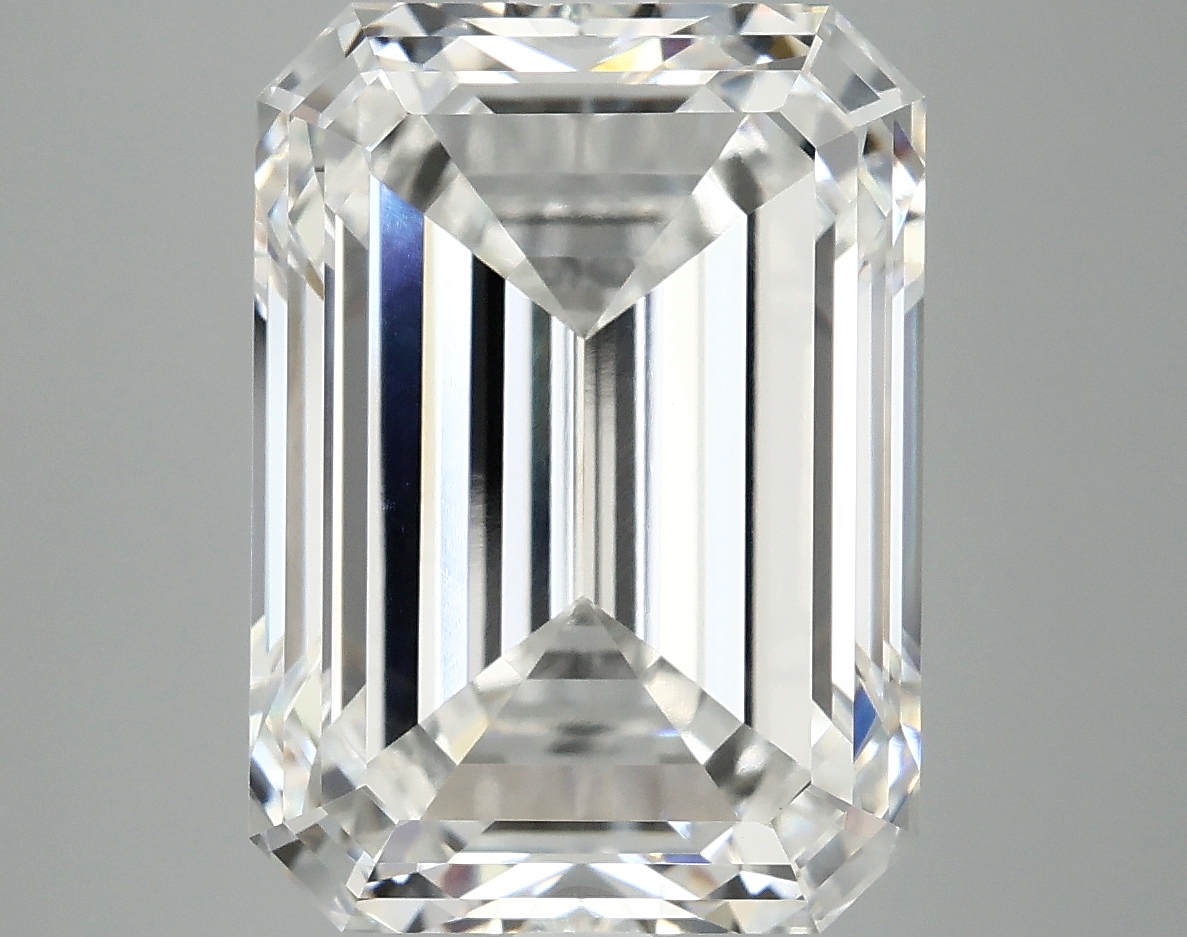 8.24 CT Emerald Diamond