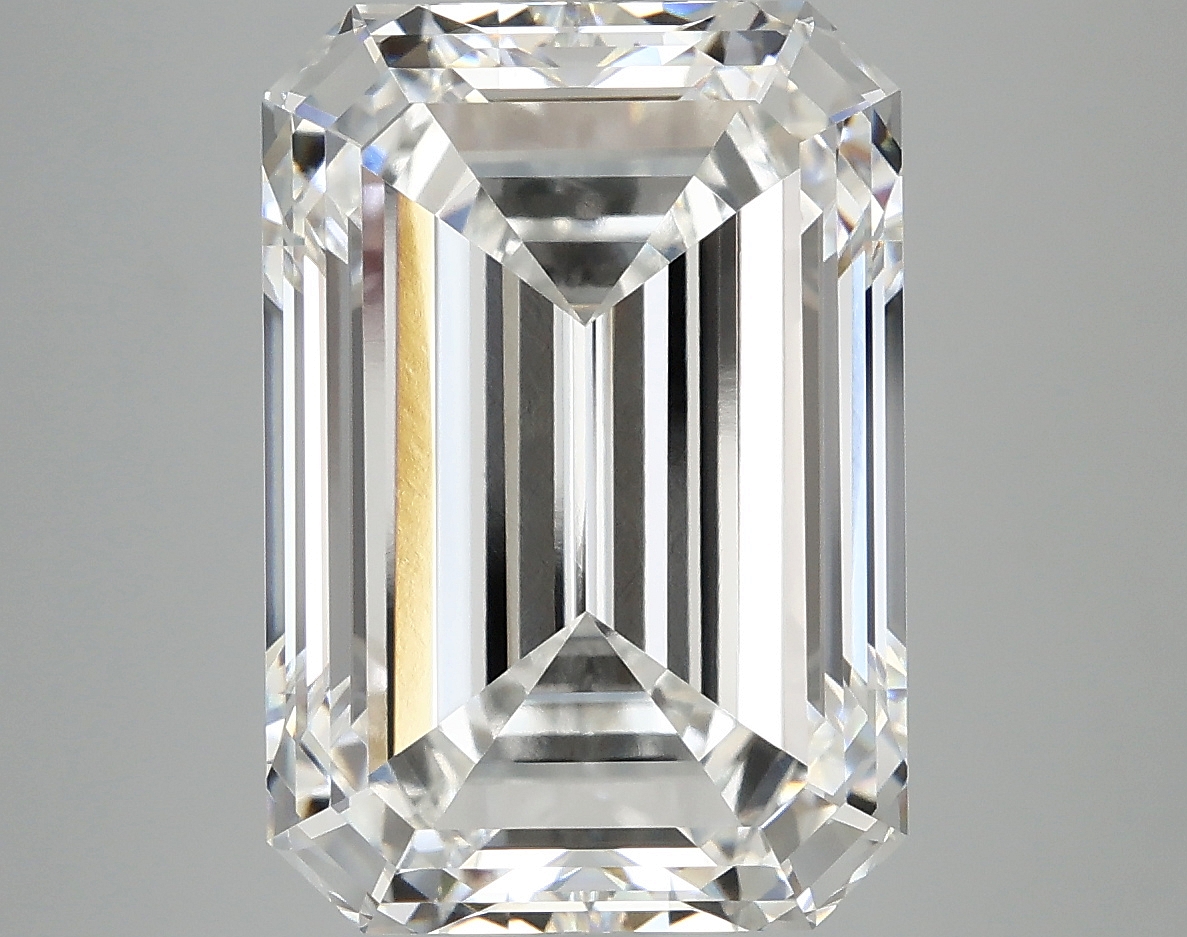 8.27 CT Emerald Diamond