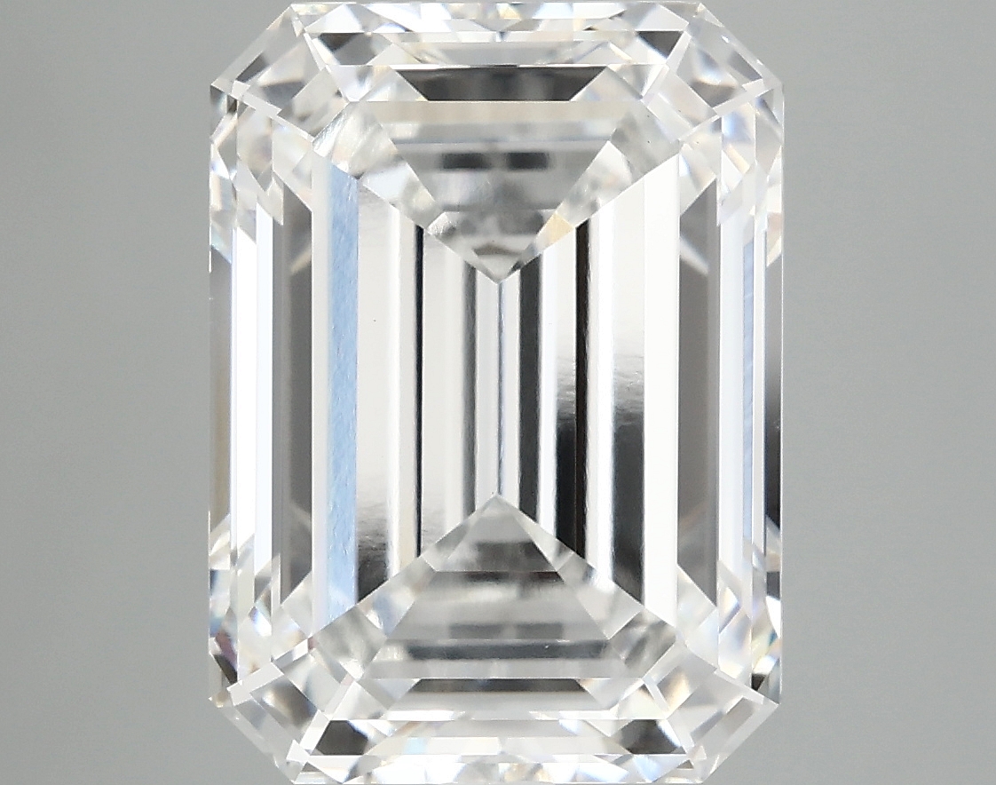 7.13 CT Emerald Diamond