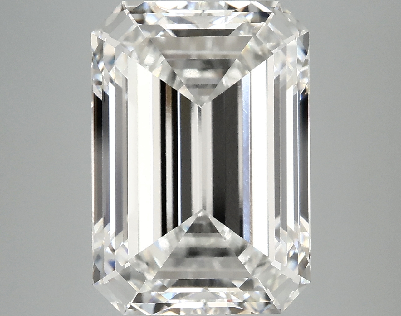 10.11 CT Emerald Diamond