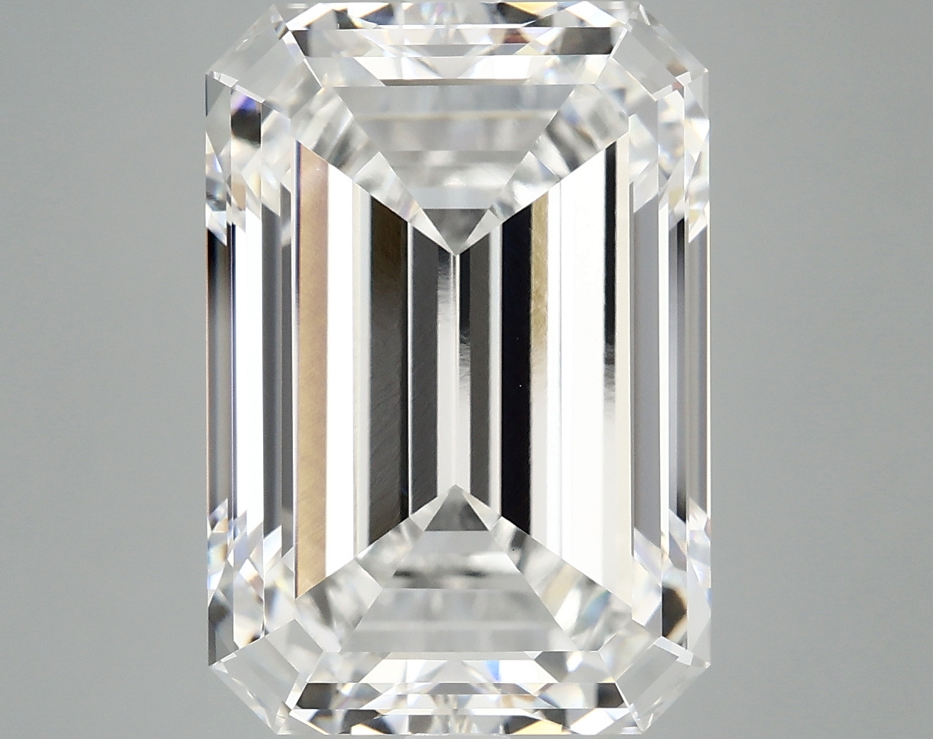 10.26 CT Emerald Diamond