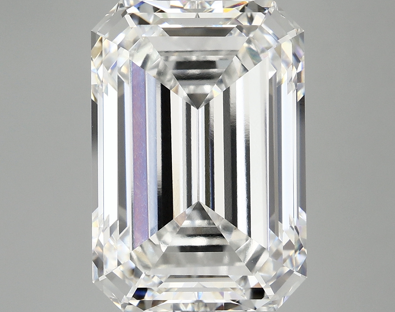 10.33 CT Emerald Diamond