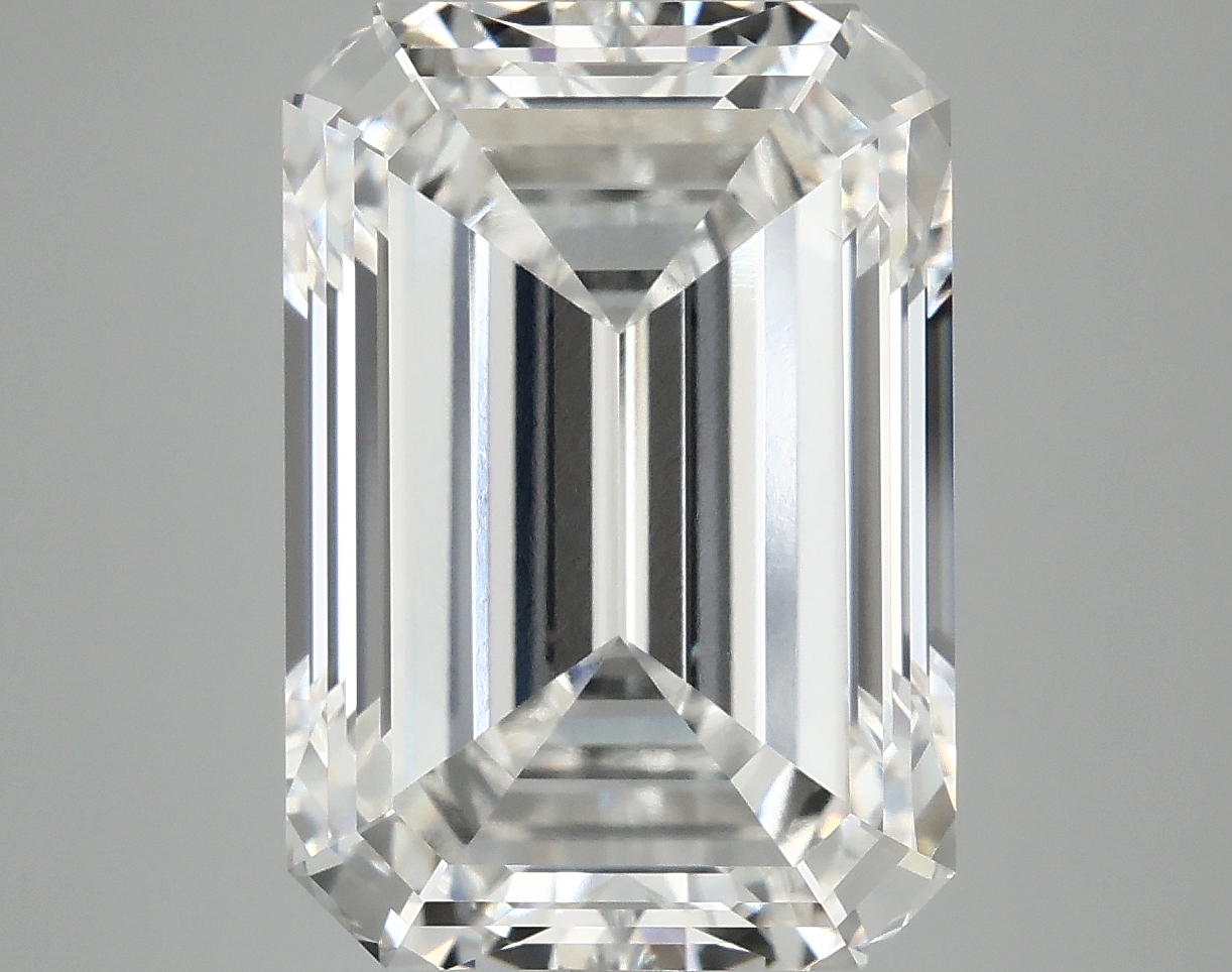 9.14 CT Emerald Diamond