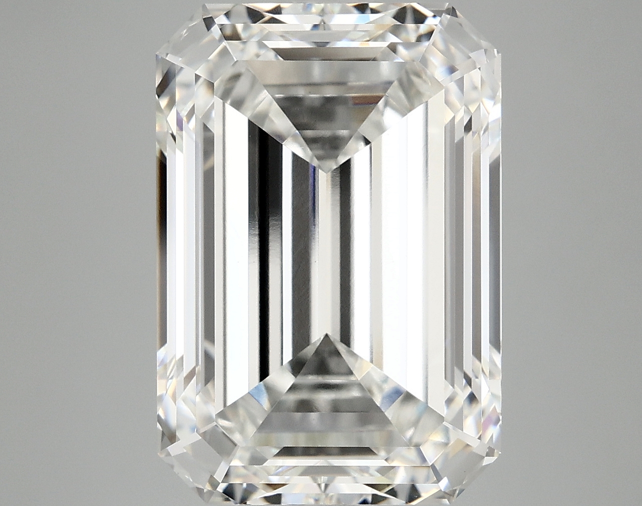 10.20 CT Emerald Diamond