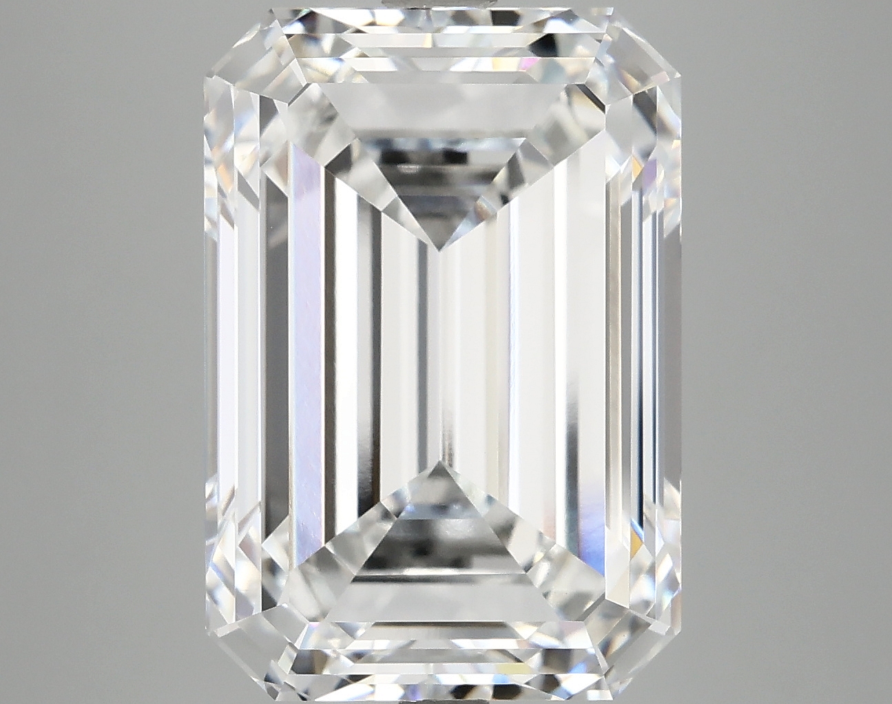 10.33 CT Emerald Diamond
